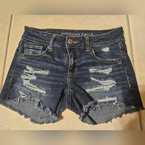 American Eagle super stretchy Jean shorts. Size 4 Small  (28)